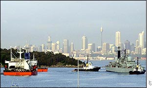 MV Swan (l) and HMS Nottingham in Sydeney Harbour