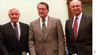 William Webster (centre) is favoured by a Republican majority