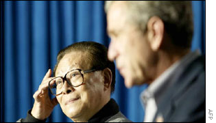 Presidents Jiang Zemin and George W Bush