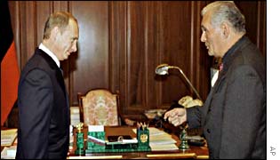 President Putin meets a doctor helping the victims