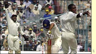 Jermaine Lawson leads the West Indies appeal