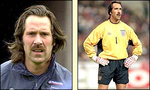 The 2000 European Championships in Belgium and Holland see Seaman decide to grow his hair