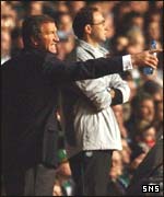 Graeme Souness and Martin O'Neill direct traffic from the sidelines