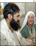 Showkat Bakhshi meets his family after release