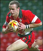 Hefin O'Hare scores Wales' first try