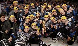 Manchester Storm celebrate winning the 1999 Benson and Hedges Cup