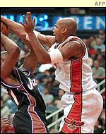 Atlanta Hawks forward Glenn Robinson