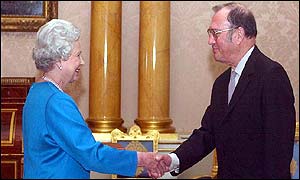 Harold Pinter with the Queen at Buckingham Palace