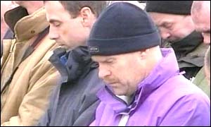 Veterans pause in thought for lost comrades