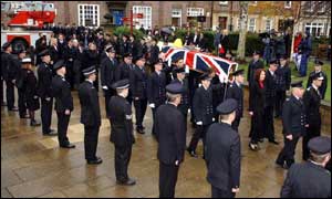 Coffin carried to cathederal