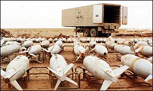 Iraqi bombs filled with chemical warfare agent (1998)
