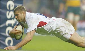Ben Cohen's second try is converted by Jonny Wilkinson 