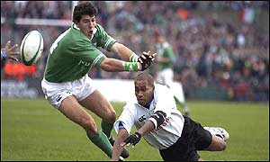 Shane Horgan moved into the centre after Brian O'Driscoll was withdrawn