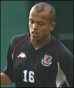 Robert Earnshaw