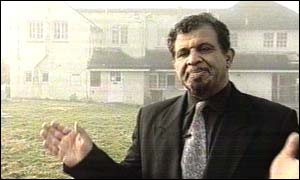 Dr Mohsin Abdullah in front of the White House