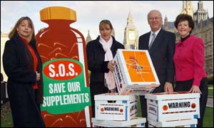 Sharon Flynn, Holland and Barrett; Margaret Peet, General Nutrition Centres; Dr Brian Iddon, MP; and Sue Croft, Consumers for Health Choice