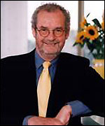 E-Envoy Andrew Pinder