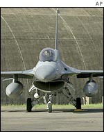 US plane at Incirlik airbase