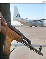 The plane carrying Hans Blix and other official leaving Baghdad