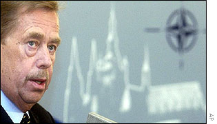 Czech President Vaclav Havel speaks at a Nato press conference