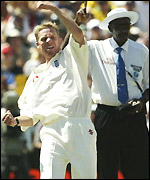 Dawson celebrates umpire Bucknor's decision