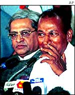 Freed film star Rajkumar (right) with Chief Minister SM Krishna