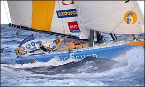 Ellen MacArthur battles high waves as the conditions cause other boats to retire