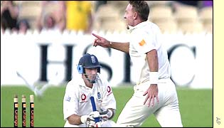 Andy Bichel bowls Nasser Hussain