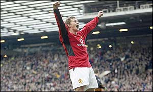 Ole Gunnar Solskjaer celebrates scoring Manchester United's fifth goal