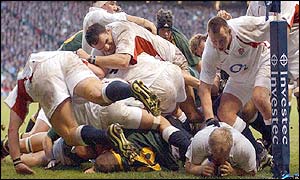 England's Neil Back scores England's fourth try 