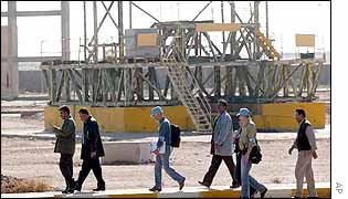 Unmovic inspectors at a suspected weapons site