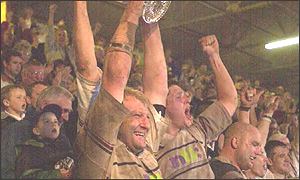 Swansea win the Principality Cup in 1998-99