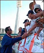 Vaughan says thank you to England's supporters