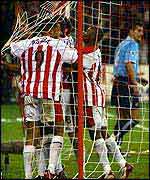 Shaun Murphy of Sheffield United celebrates scoring the first goal 