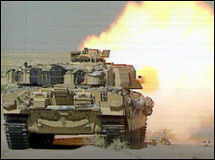 Challenger tank fires gun in Saudi Arabia