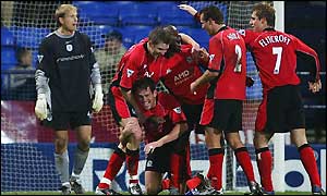 Blackburn's Craig Short takes the plaudits after scoring an injury-time equaliser
