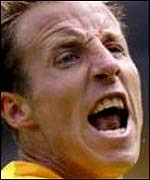 Leeds midfielder Lee Bowyer