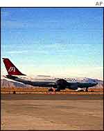 Hijacked Indian Airlines jet on tarmac at Kandahar airport