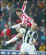 Southampton's Rory Delap and Alan Shearer clash