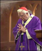 Cardinal Law says mass before his resignation