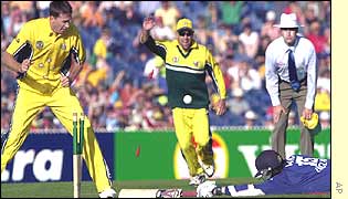 Ronnie Irani falls short of his ground