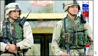 US soldiers guarding US embassy in Kabul