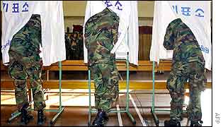 South Korean soldiers vote
