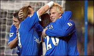 Eidur Gudjohnsen opens the scoring for Chelsea after 43 minutes
