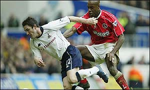 Keane boosts Spurs in the second half with a goal after 68 minutes