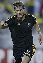 Columbus Crew striker Brian McBride has joined Everton