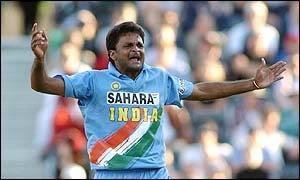  Craig McMillan and Lou Vincent guide New Zealand to victory