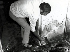 An airport worker at Lod 