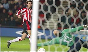 Southampton's Jo Tessem scores his side's second goal