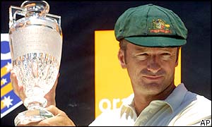 Australian skipper Steve Waugh holds the Ashes trophy after his side's 4-1 series win over England